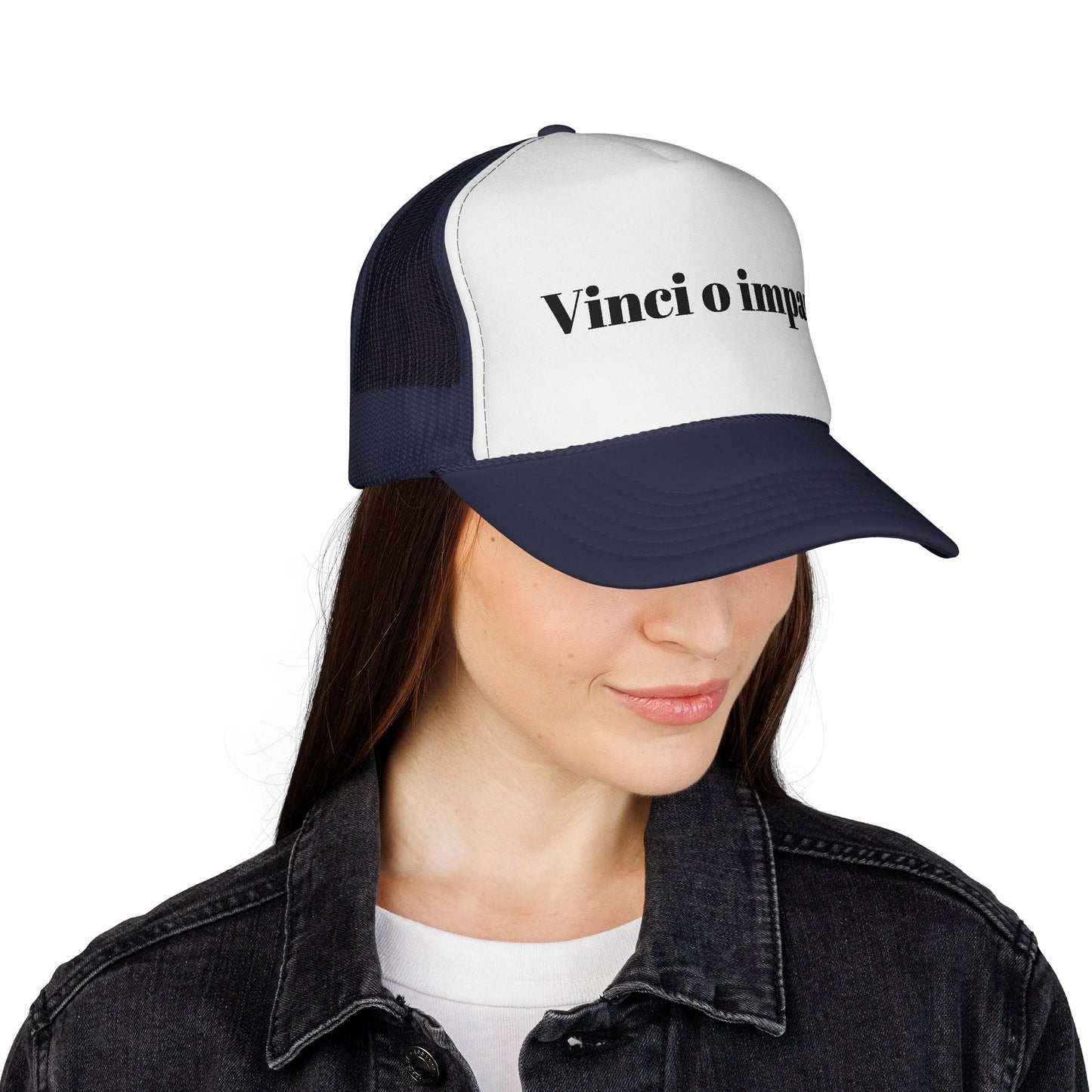 Trucker Cap with Italian Text "Vinci o impara"